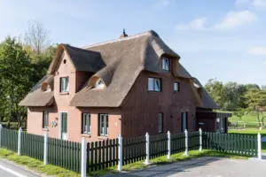 Ferienhaus und Galerie ku. Pellworm Nordseeinsel Auszeit Urlaub