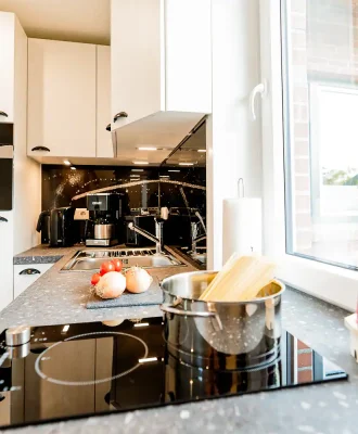 Ferienhaus und Galerie ku. Pellworm Nordseeinsel Auszeit Urlaub Küche