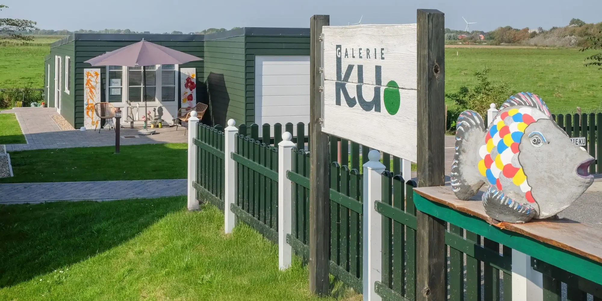 Ferienhaus und Galerie ku. Pellworm Nordseeinsel Auszeit Urlaub Galerie Eingang